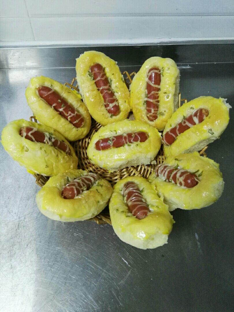 热狗面包