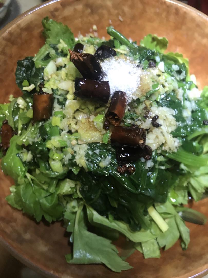 凉拌菠菜(家传秘方)