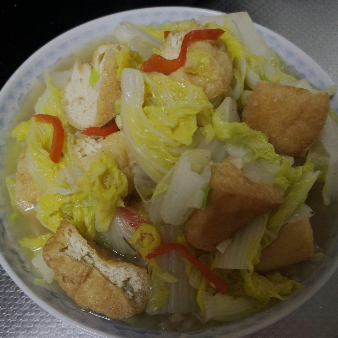 油豆腐焖娃娃菜