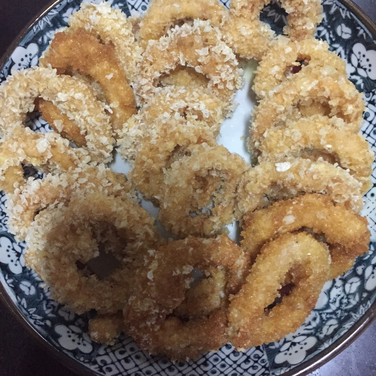 酥炸鱿鱼圈——好吃到停不了口