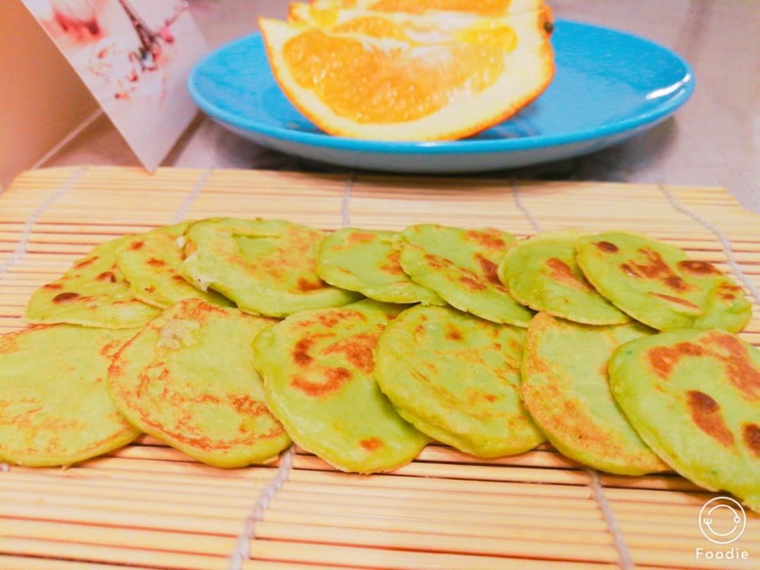 宝宝辅食：牛油果鸡蛋饼（12m+）