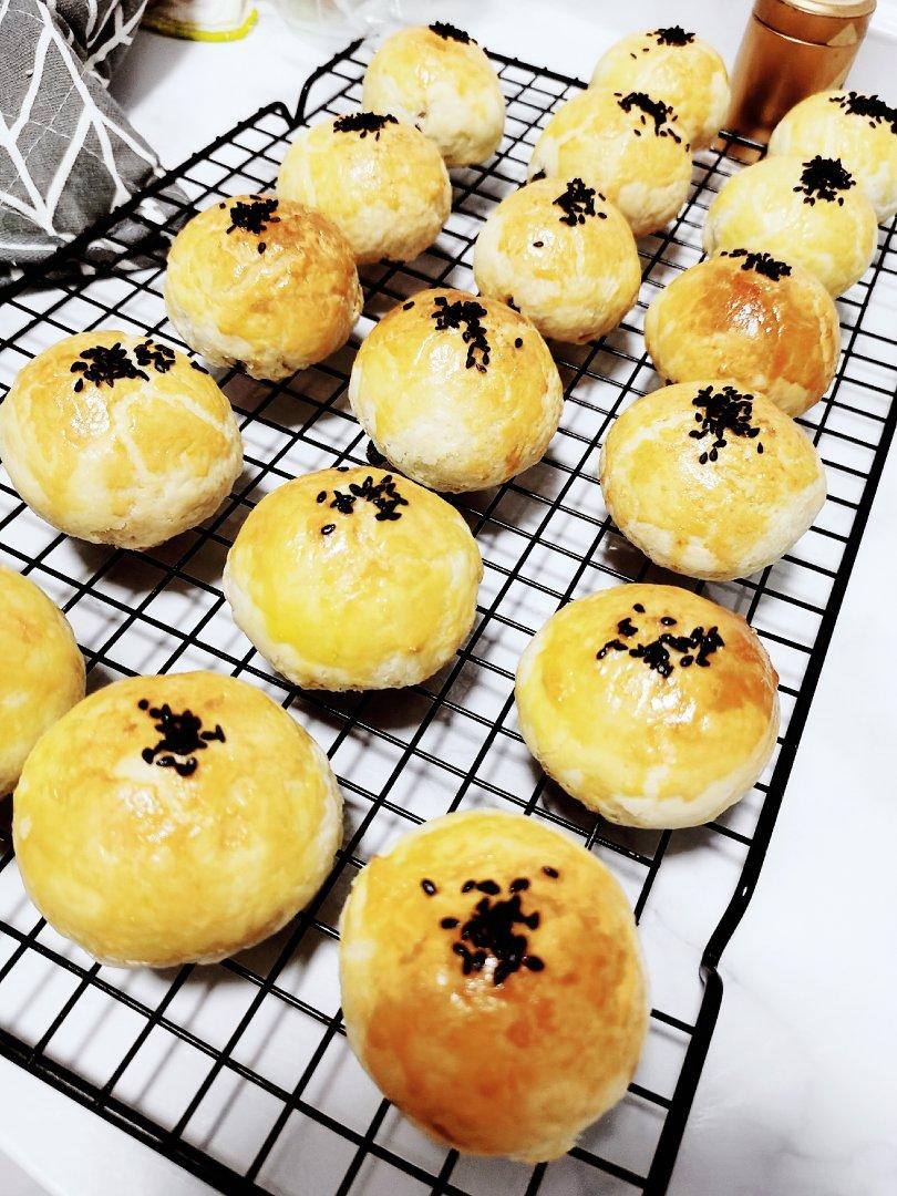 蛋黄酥酥酥（超级奶香黄油版）