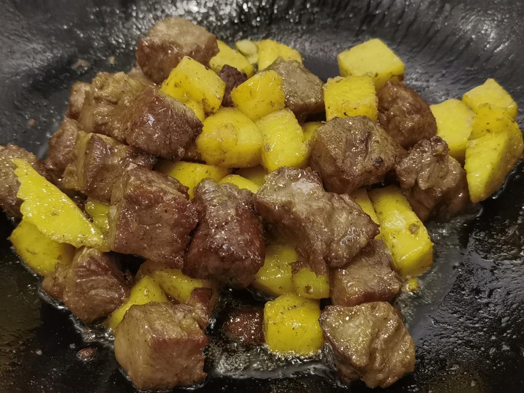 特开胃牛肉炒菠萝