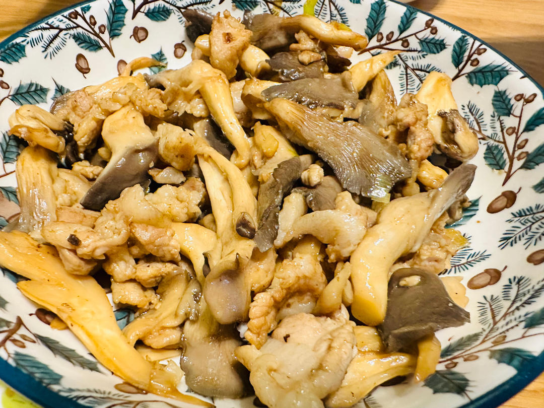平菇炒肉（鲜香）