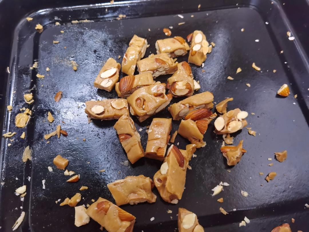 海盐杏仁太妃糖