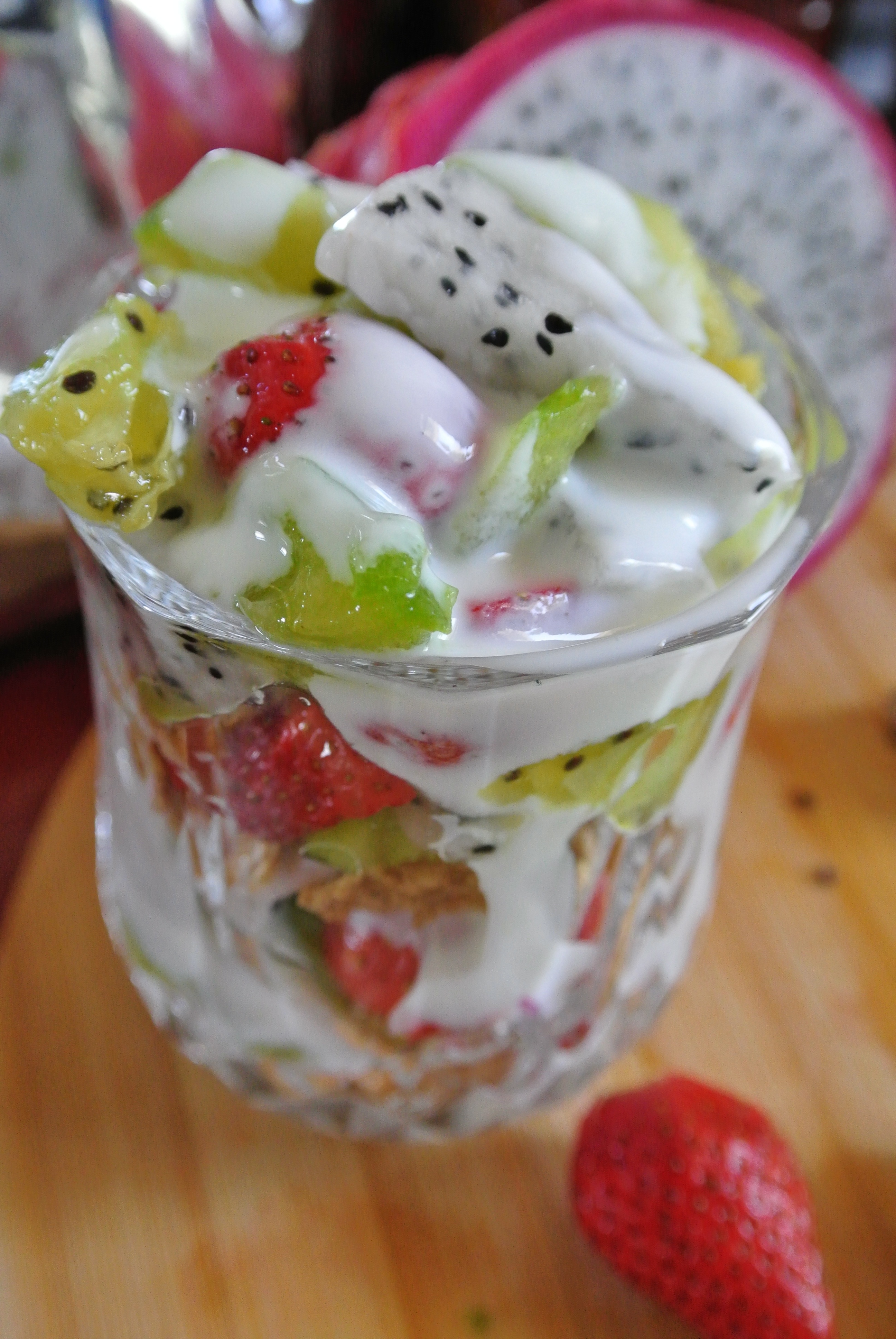 优格脆片层层杯