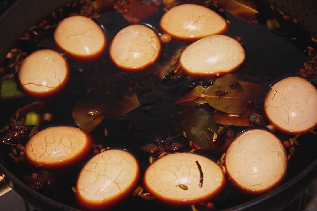 五香茶叶蛋（附不爆蛋鸡蛋煮法）