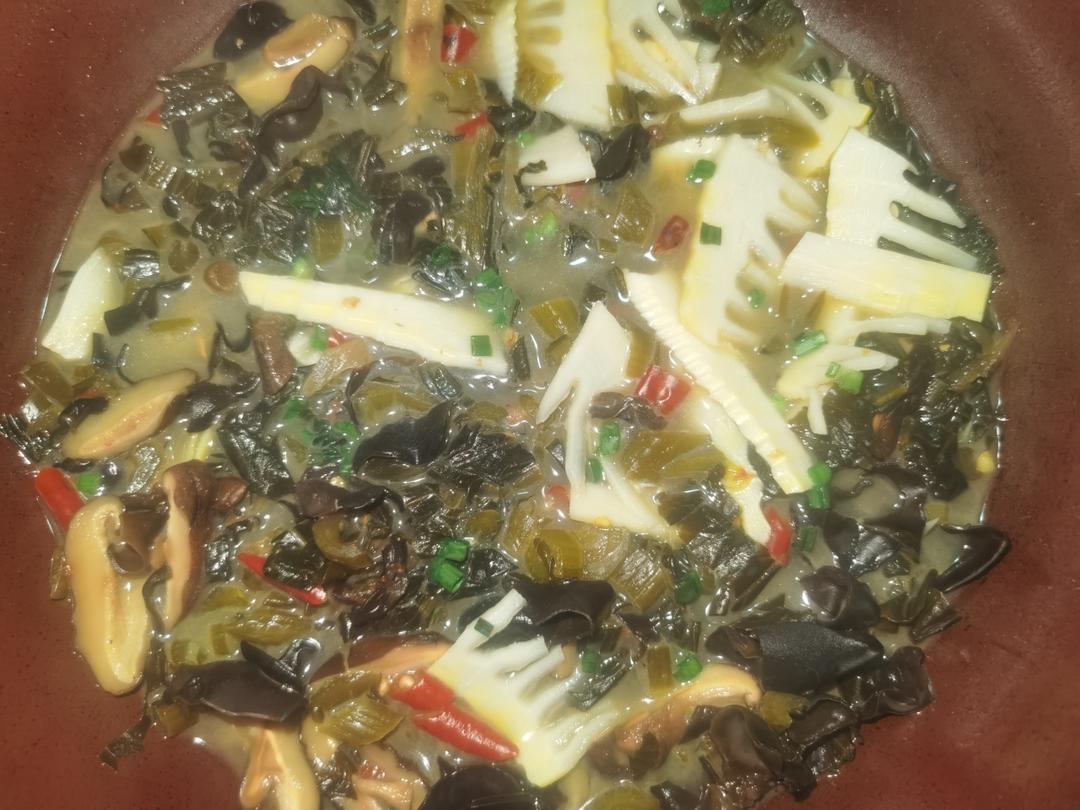 汤羹：山菌林笋酸菜鱼头汤（含鱼片版+汤面版）