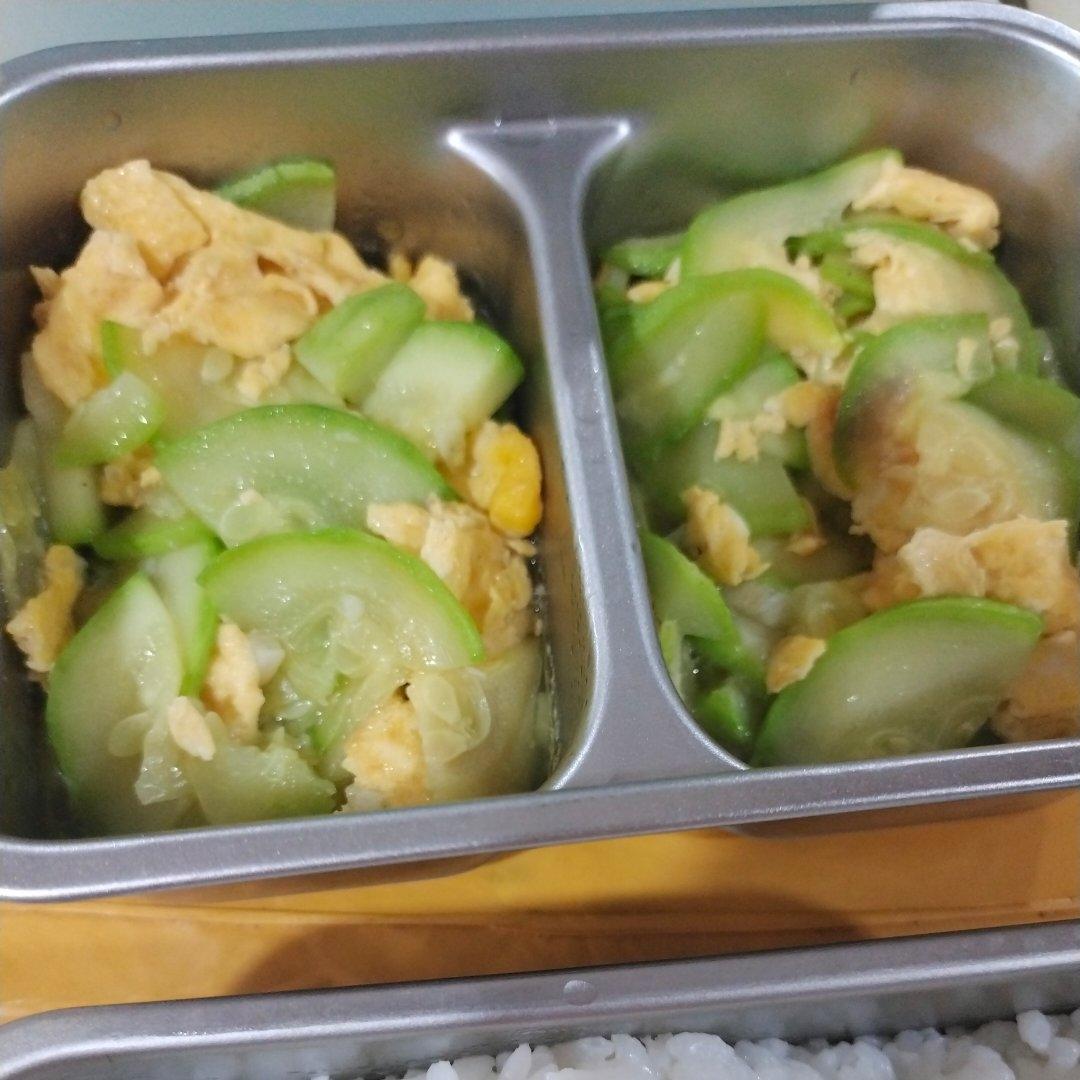 超快手西葫芦炒蛋