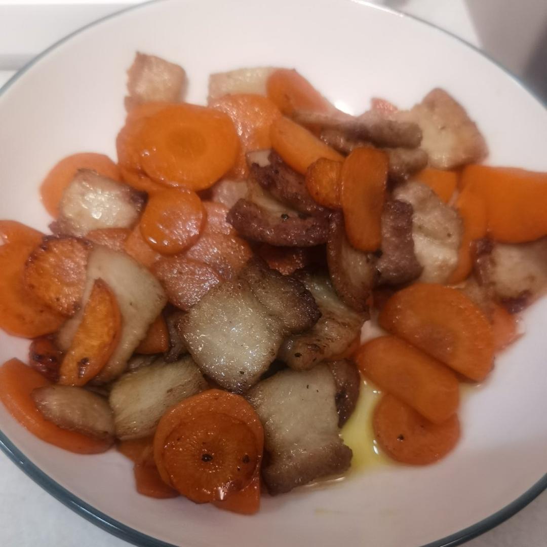 超下饭的胡萝卜炒肉