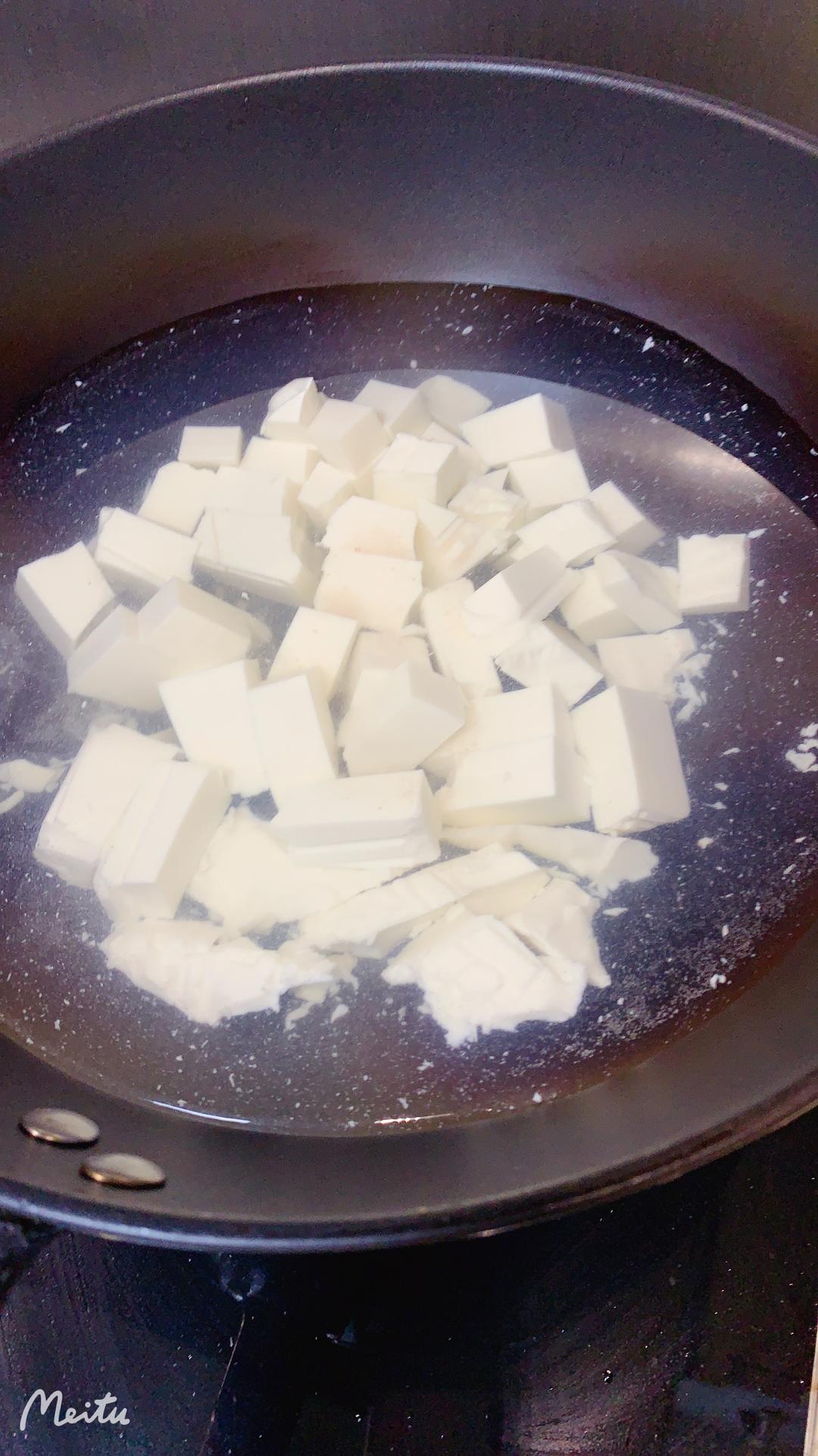 春天的菜——马兰头拌豆腐的做法 步骤3