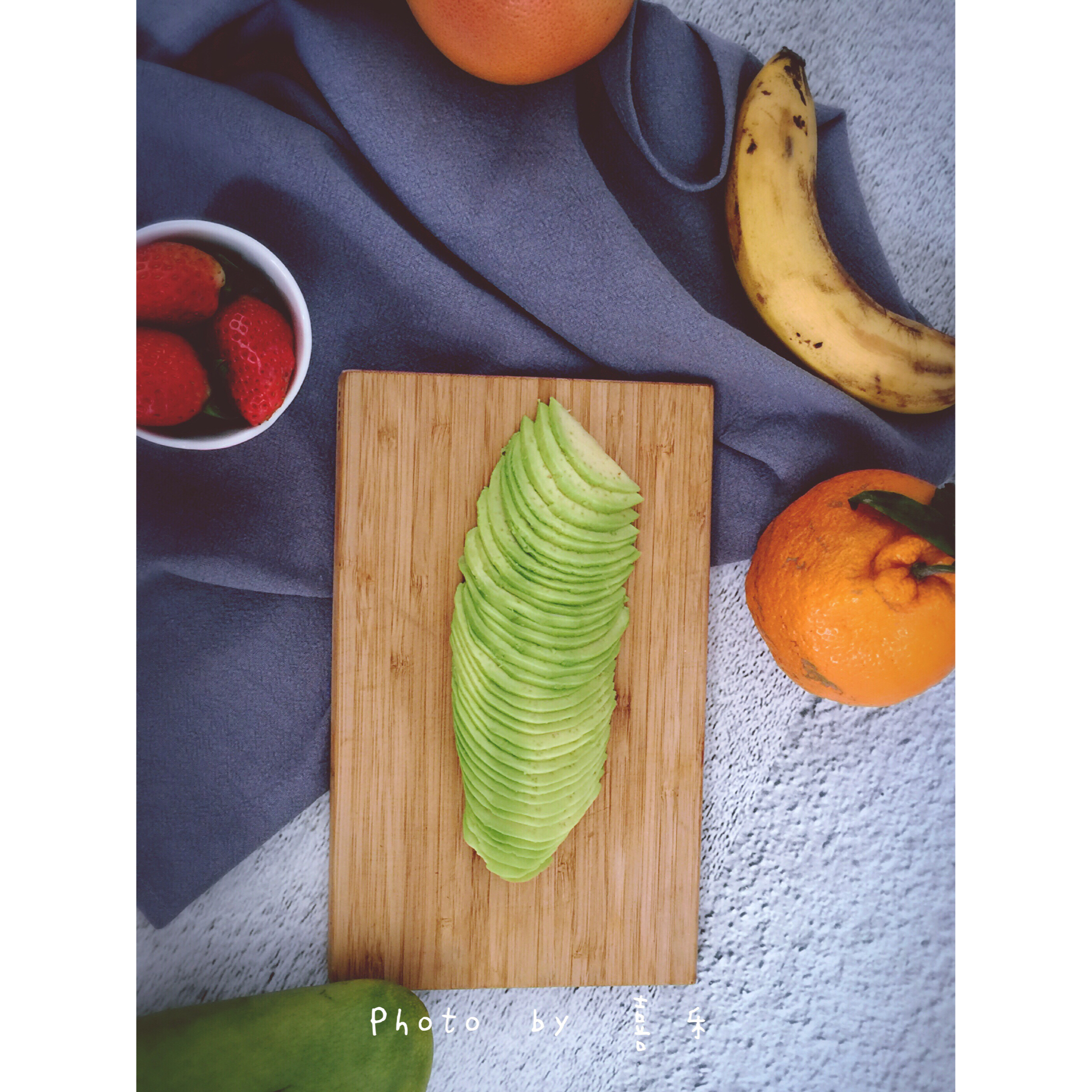 如何用半个牛油果切出一大堆牛油果即视感