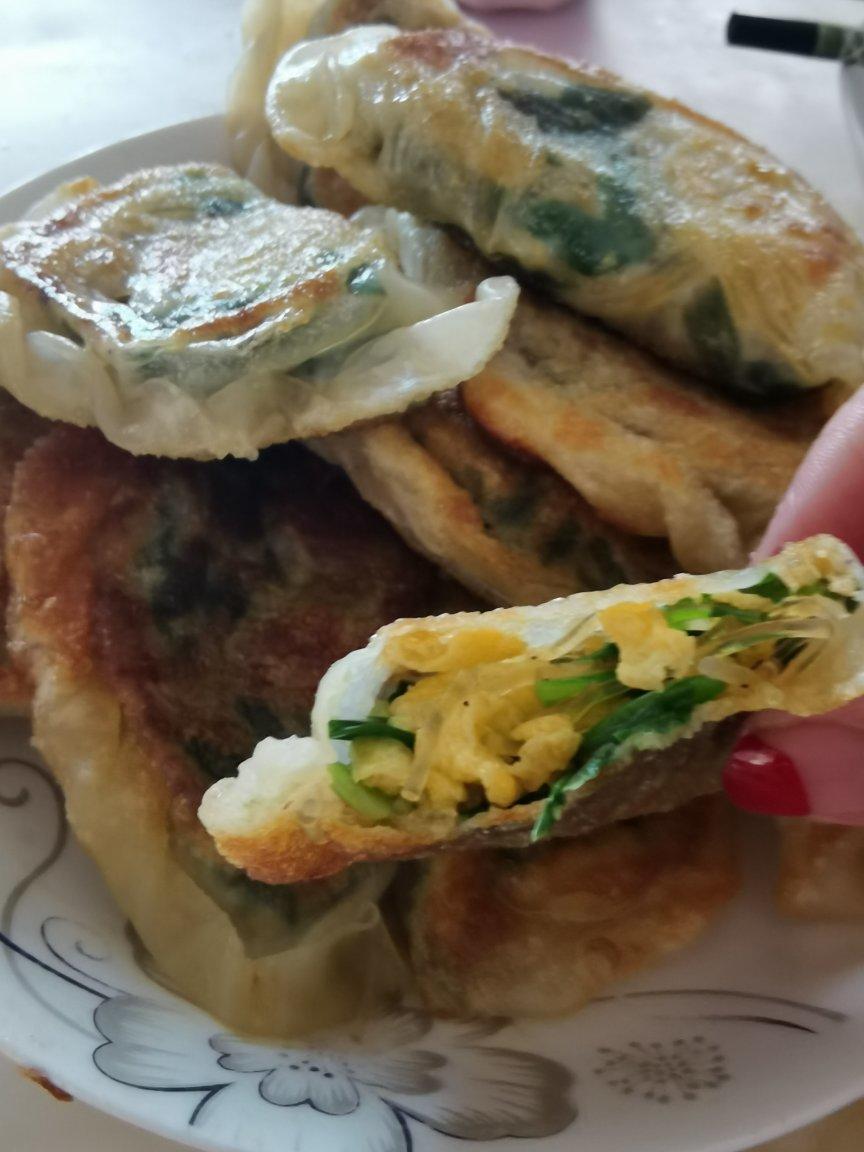 韭菜鸡蛋粉丝馅饼