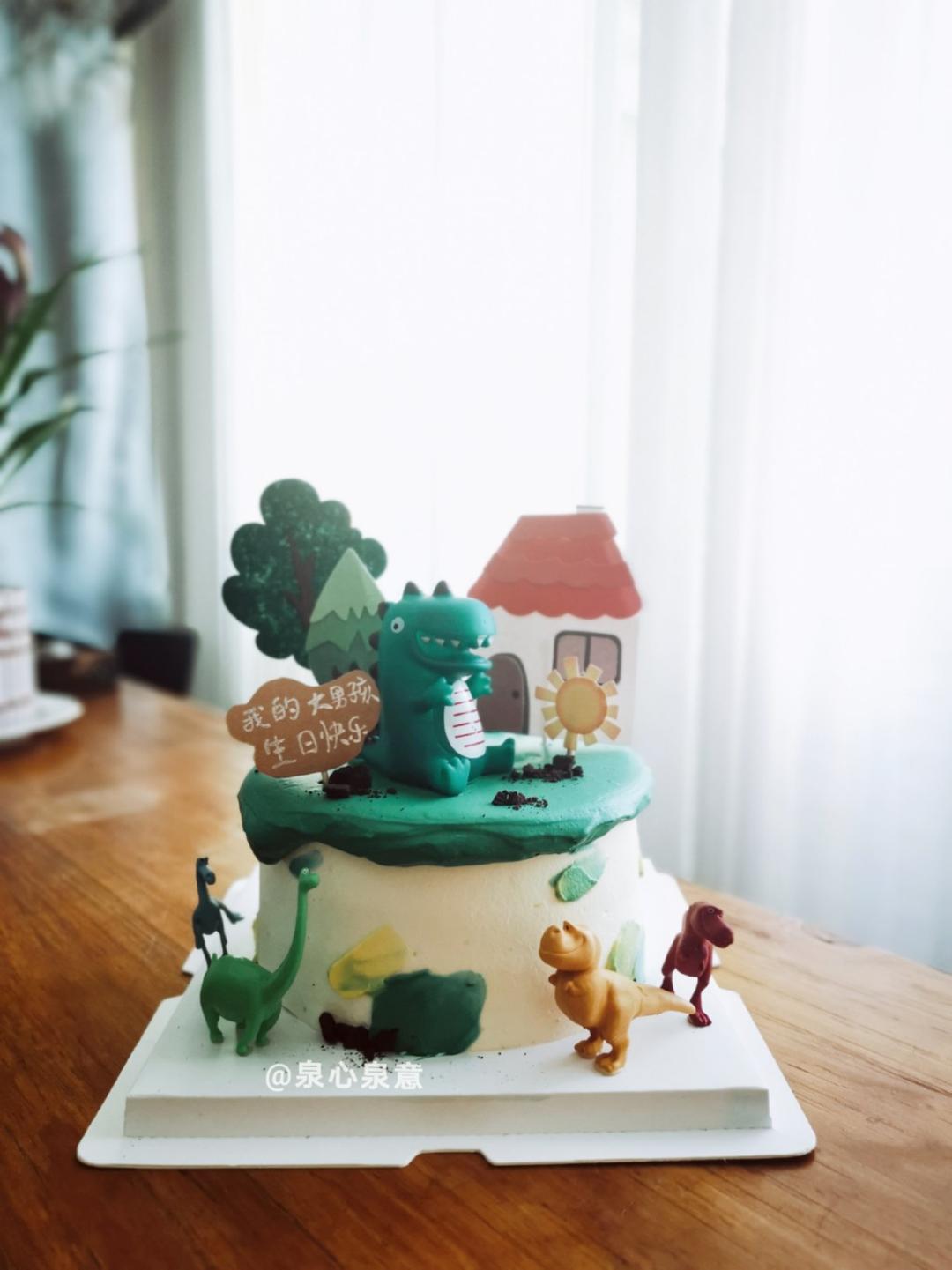 磕蛋糕的日子里……