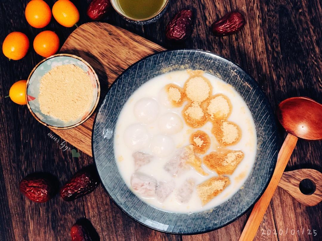 团团圆圆波波羹（香芋豆乳波波羹）