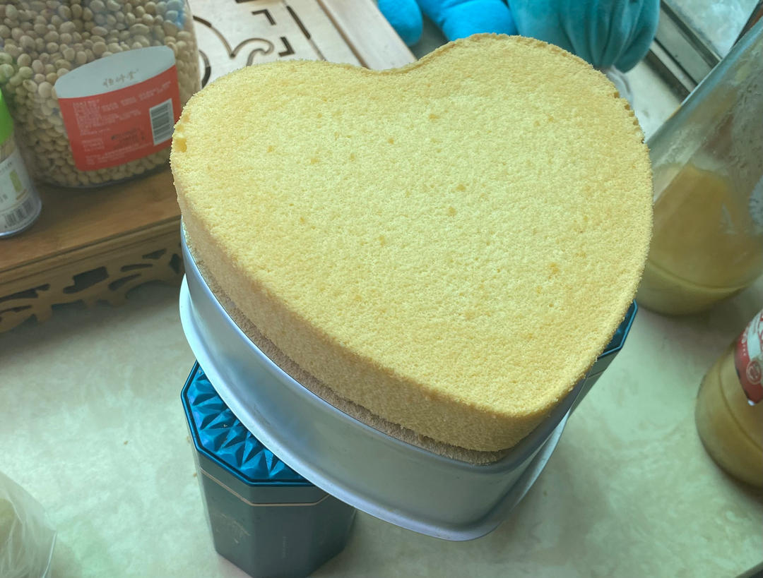 八寸心形戚风蛋糕