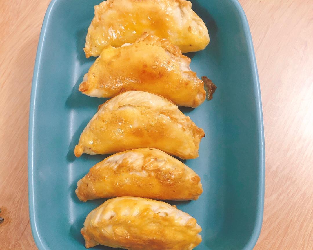 快手菠萝草莓派的做法