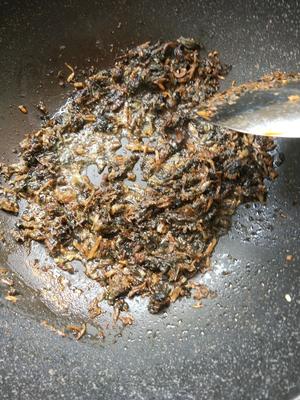 粽子（蛤蝼叶咸蛋黄猪肉）＋梅干菜肉粽）的做法 步骤8