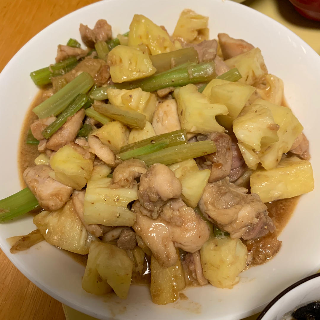 菠萝炒鸡