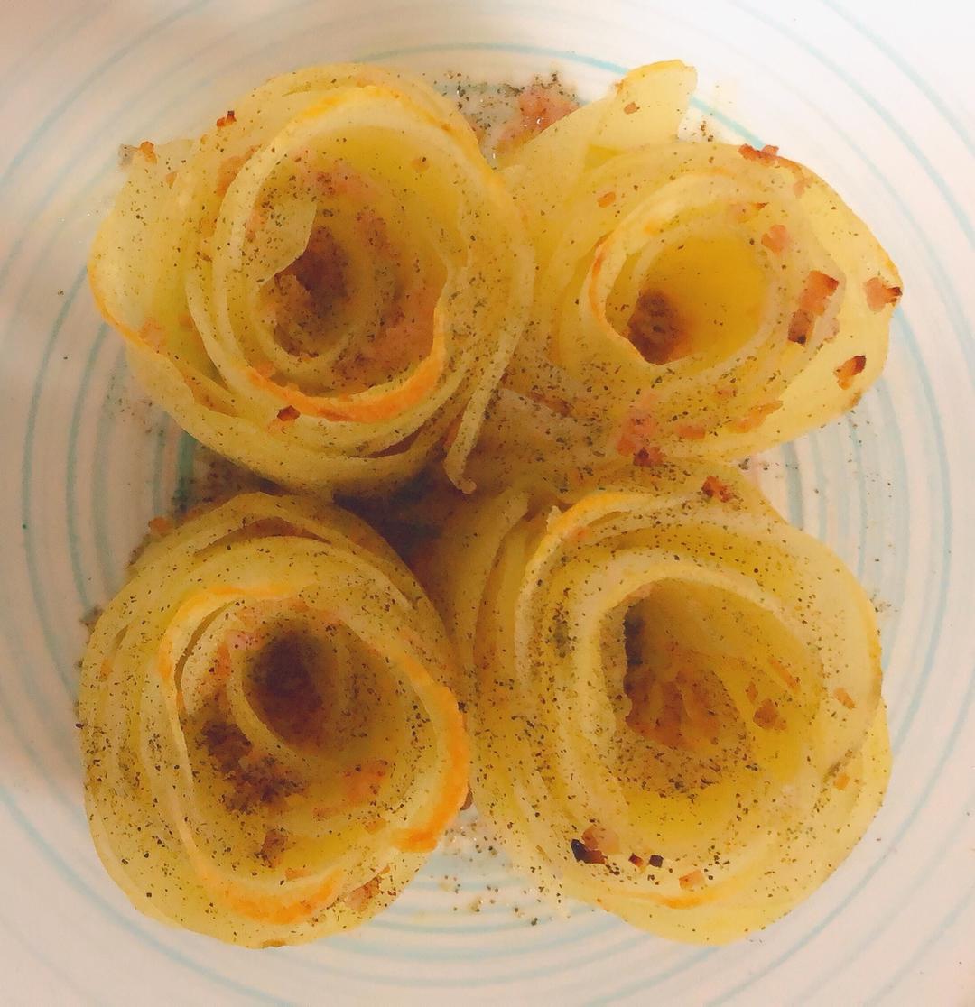培根土豆玫瑰花卷