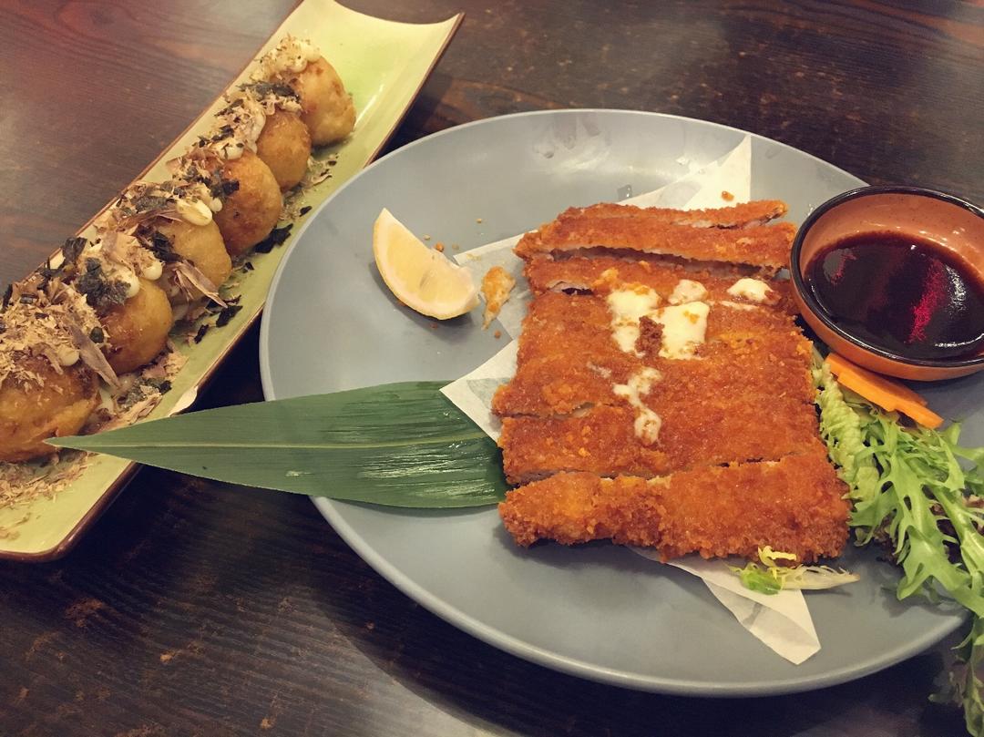 外食也要拍拍拍ヾ(✿ﾟ▽ﾟ)ノ