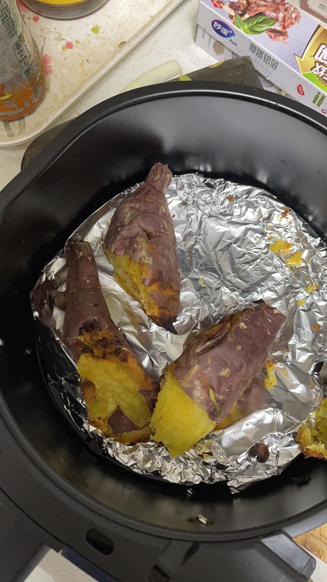 空气炸锅烤红薯(超级简单)