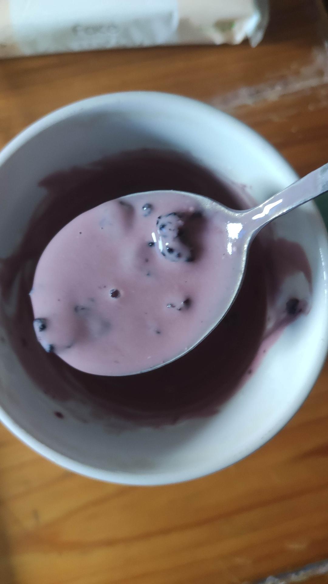 无糖低脂浆果酸奶