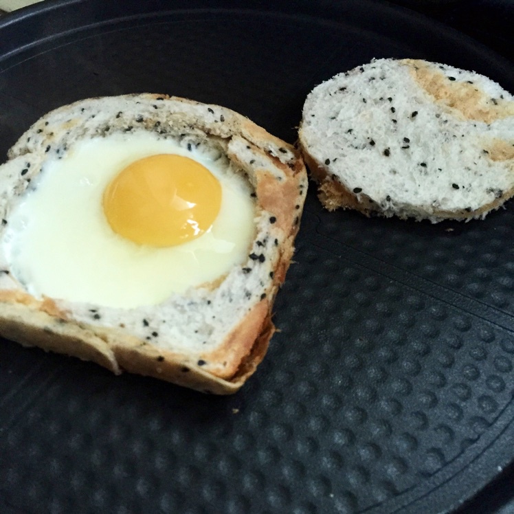 电饼铛版吐司煎蛋