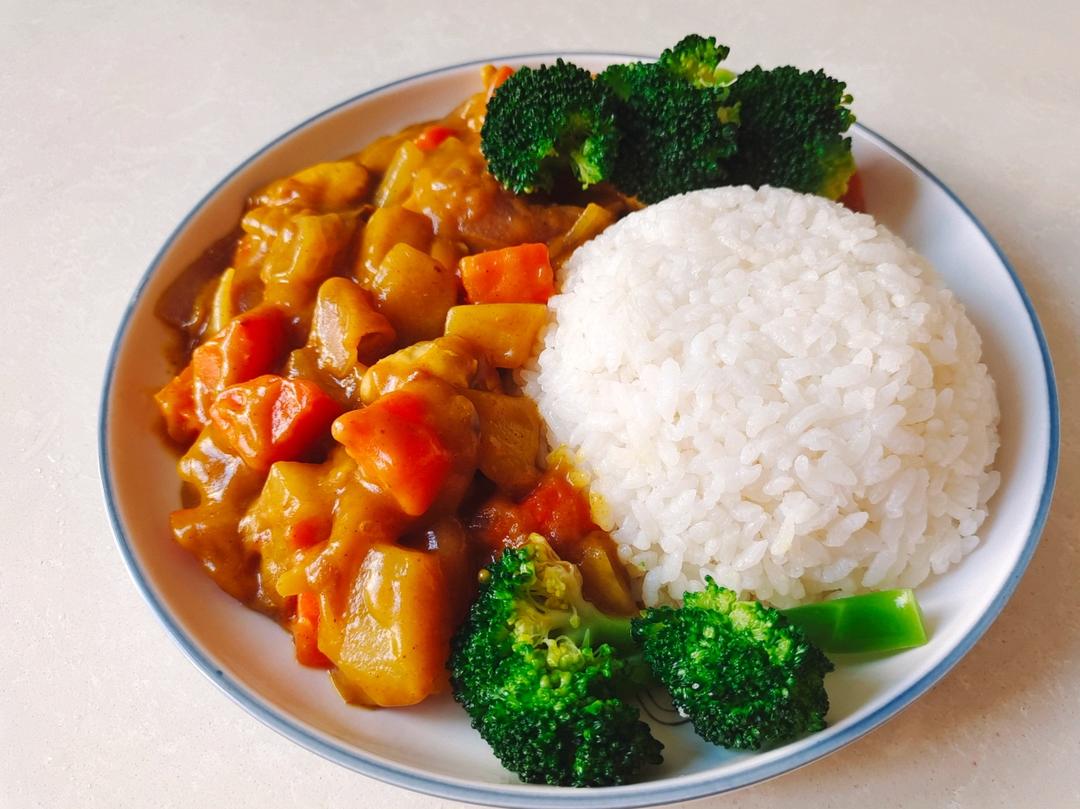 零失败日式咖喱鸡肉饭！！最正宗日本家庭做法！简单又好吃！