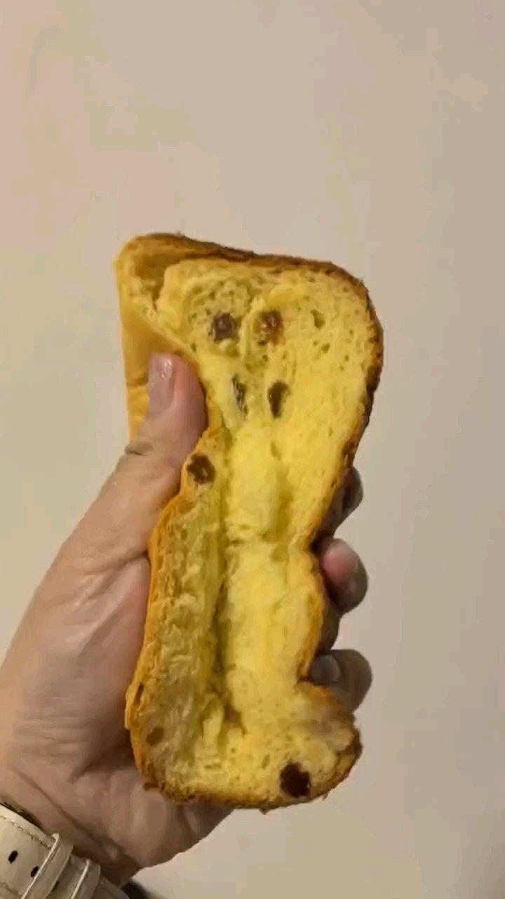 吐司，奶香手撕面包，超级香浓