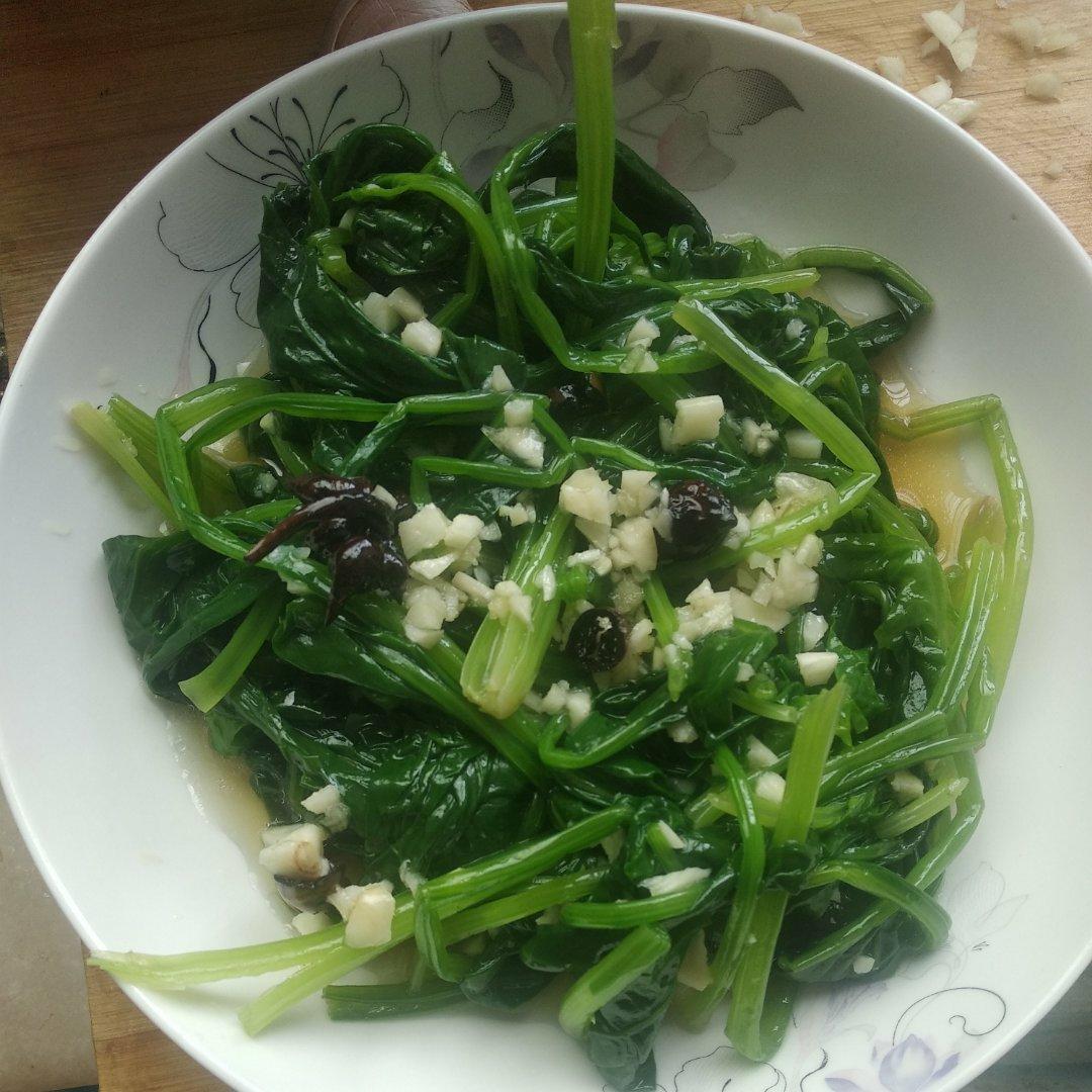 凉拌菠菜(家传秘方)