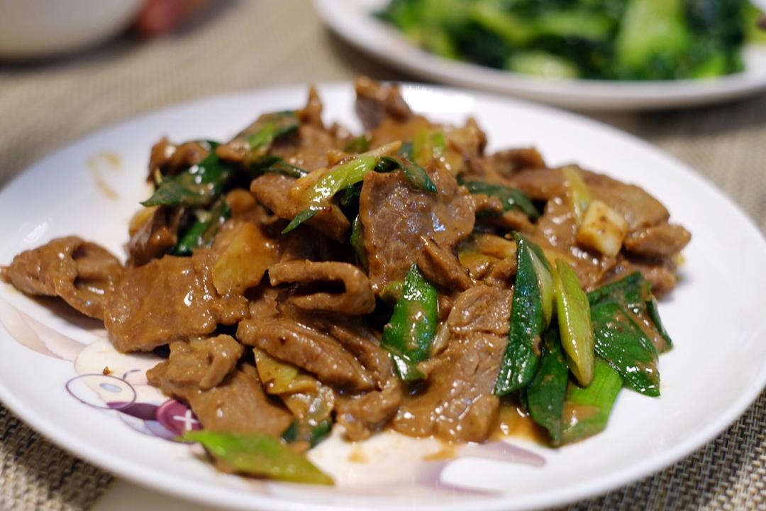 葱爆羊(牛)肉