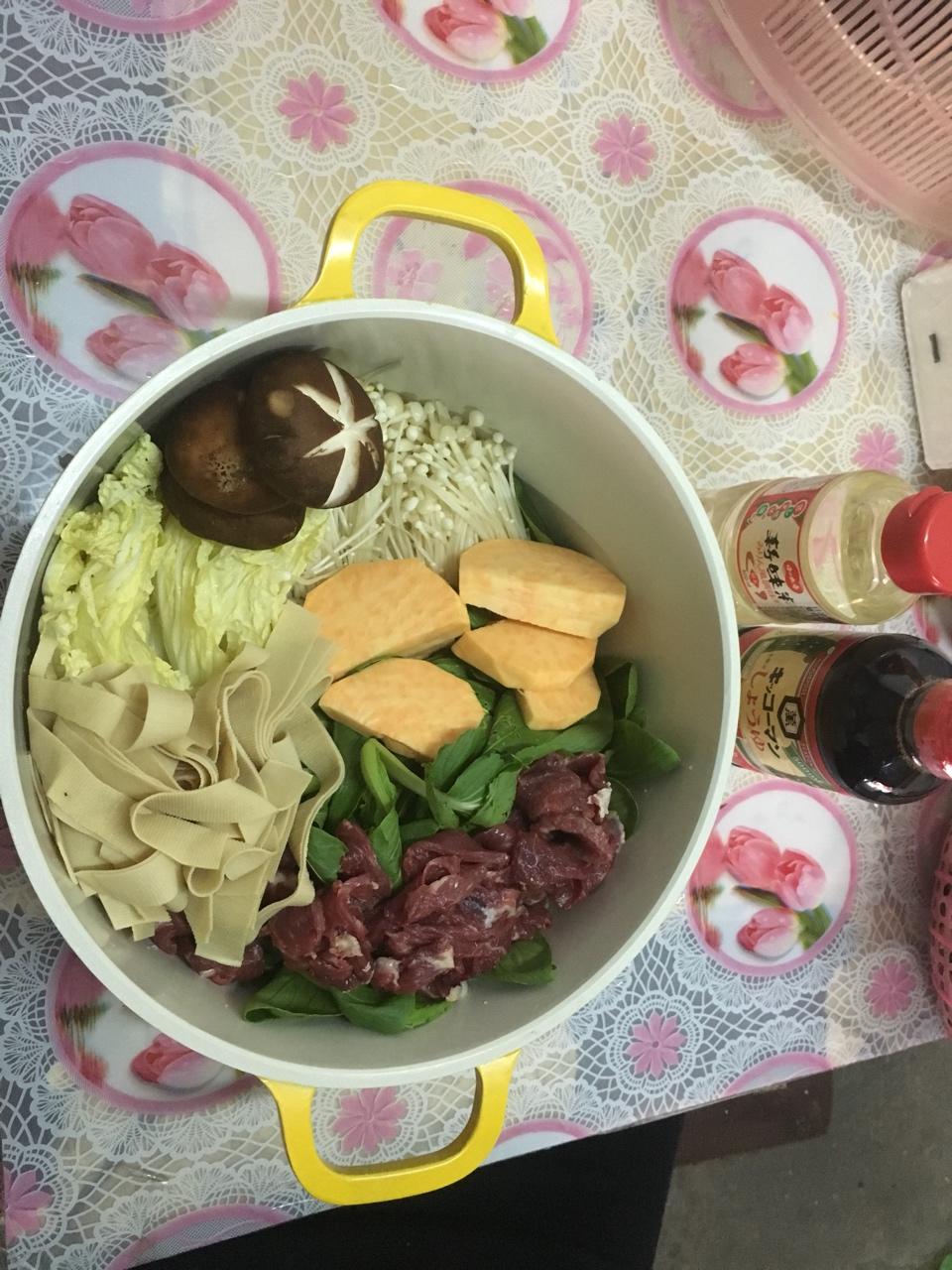 寿喜烧（日式牛肉锅）