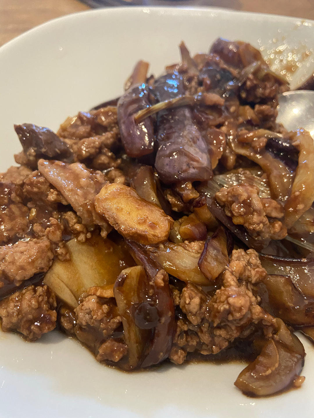 口感超好的红烧肉末茄子
