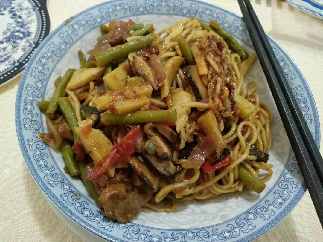 堂妈小厨——豆角番茄焖面