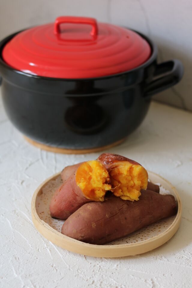 黑乐砂锅烤红薯的做法 步骤7