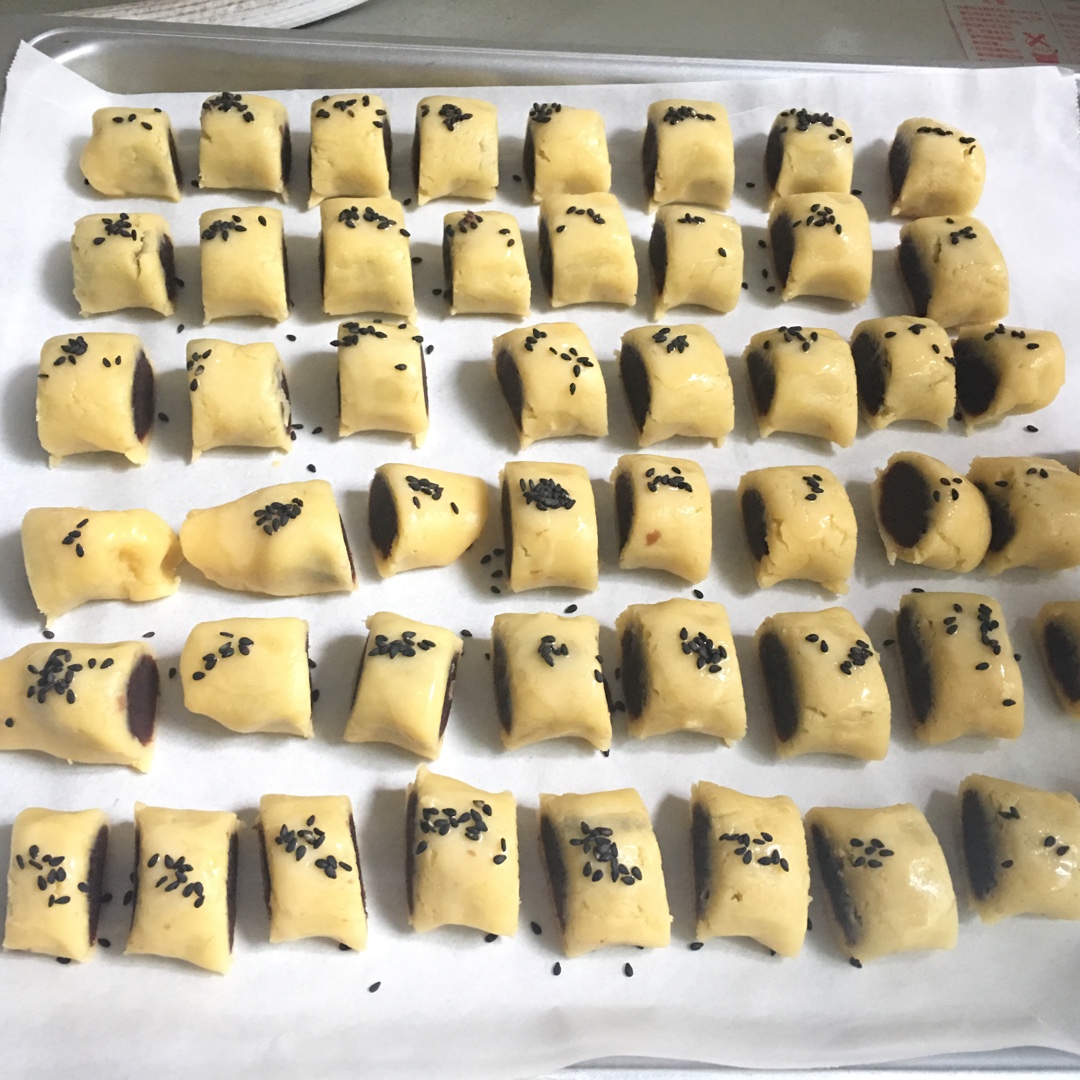 一口豆沙酥