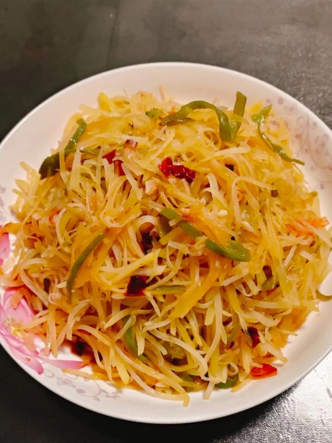 酸辣土豆丝的家常做法 超级下饭