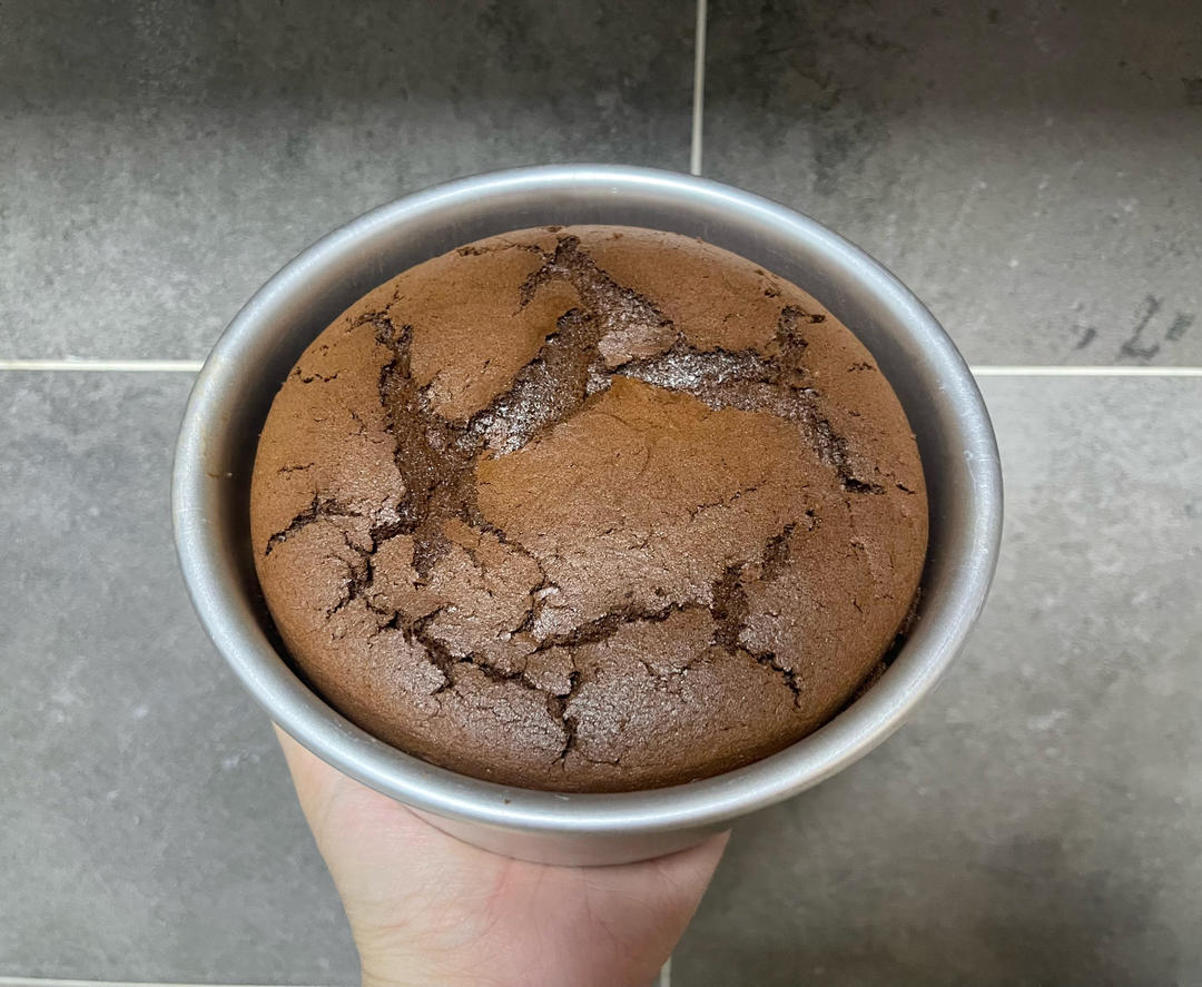 六寸可可戚风蛋糕