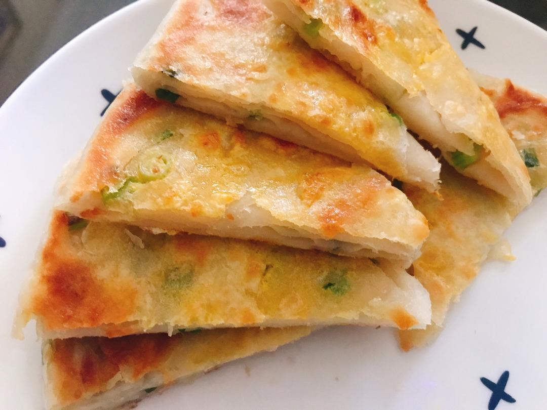 鸡蛋葱油饼                  （更新饼坯保存方法）