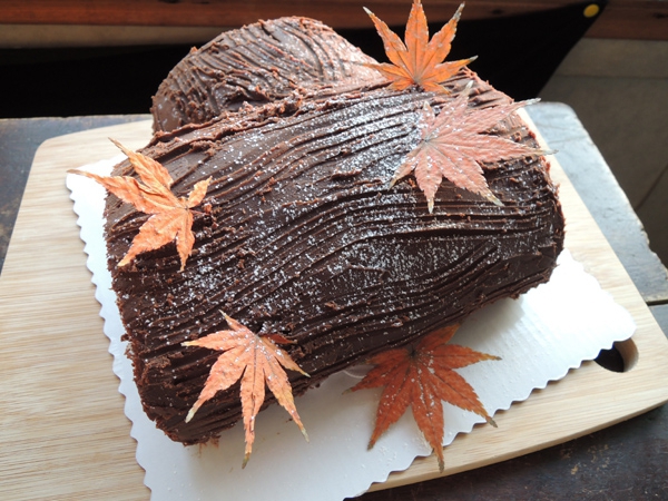 圣诞树干蛋糕（Christmas Log）