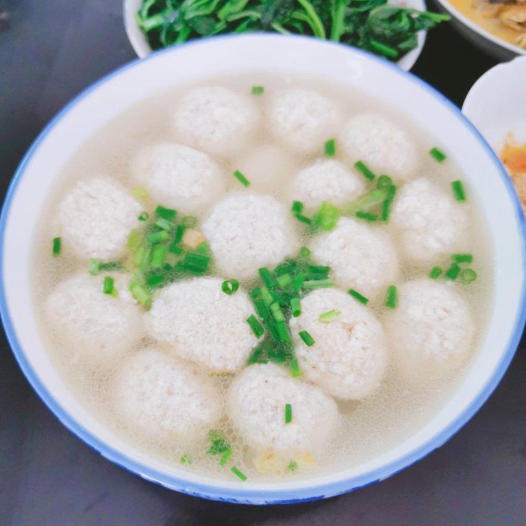 小干妈muje做的豆腐丸子汤