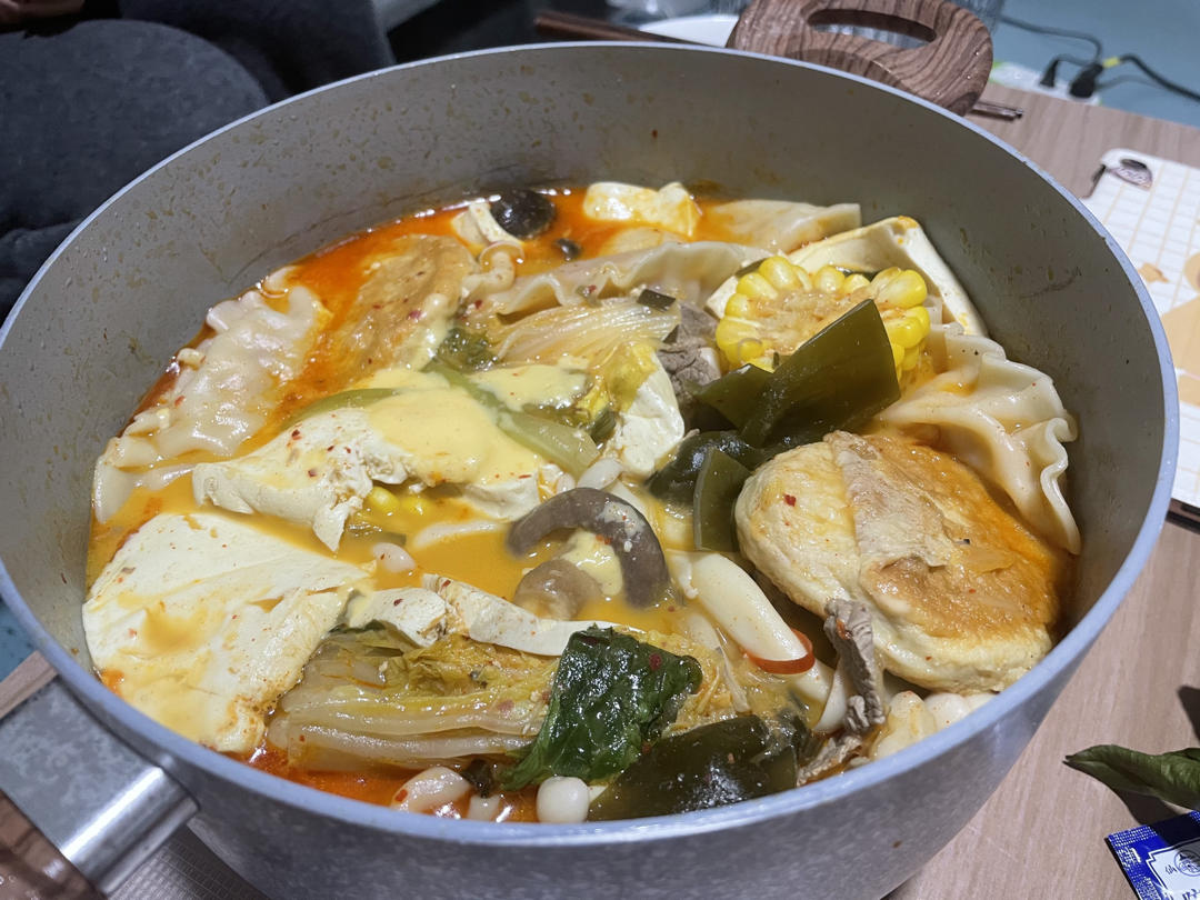 泡菜豆腐锅