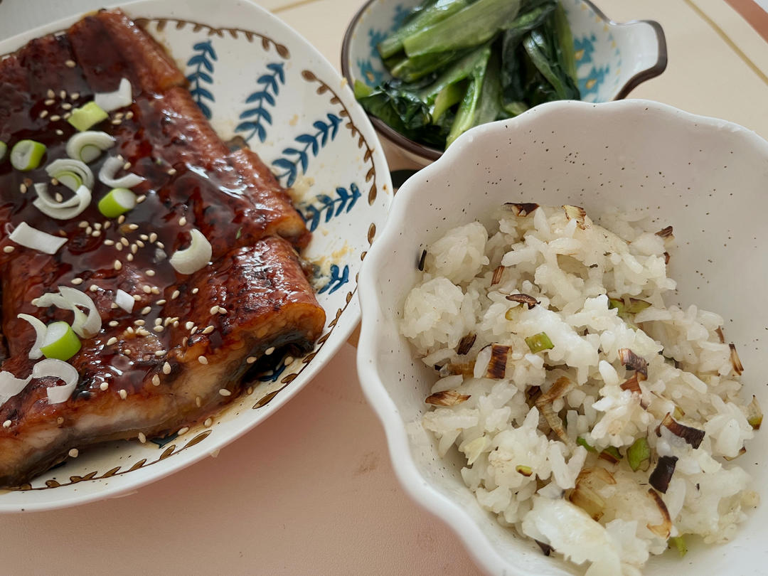 蒲烧鳗鱼饭