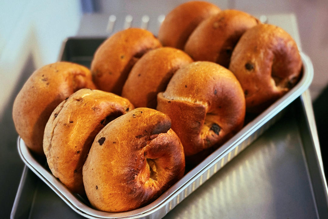 葡萄干肉桂贝果