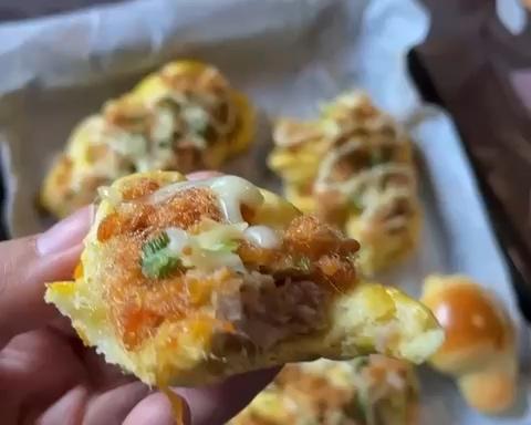 香肠肉松芝士面包