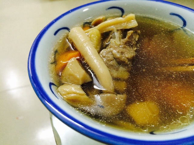 排骨菌菇汤