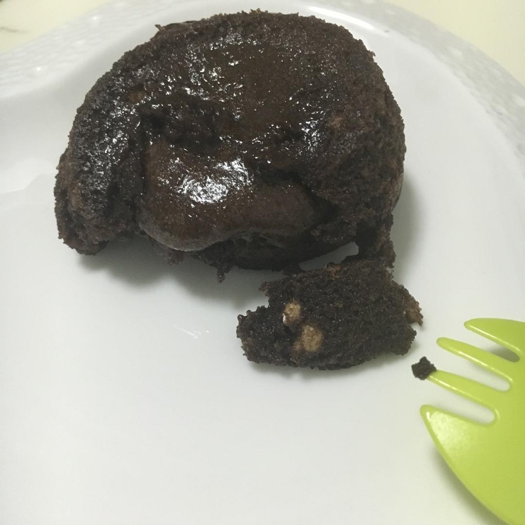 巧克力熔岩蛋糕(全图文超简单)