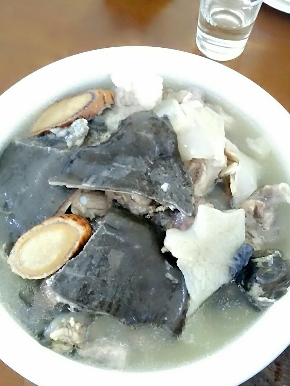 排骨炖甲鱼的做法