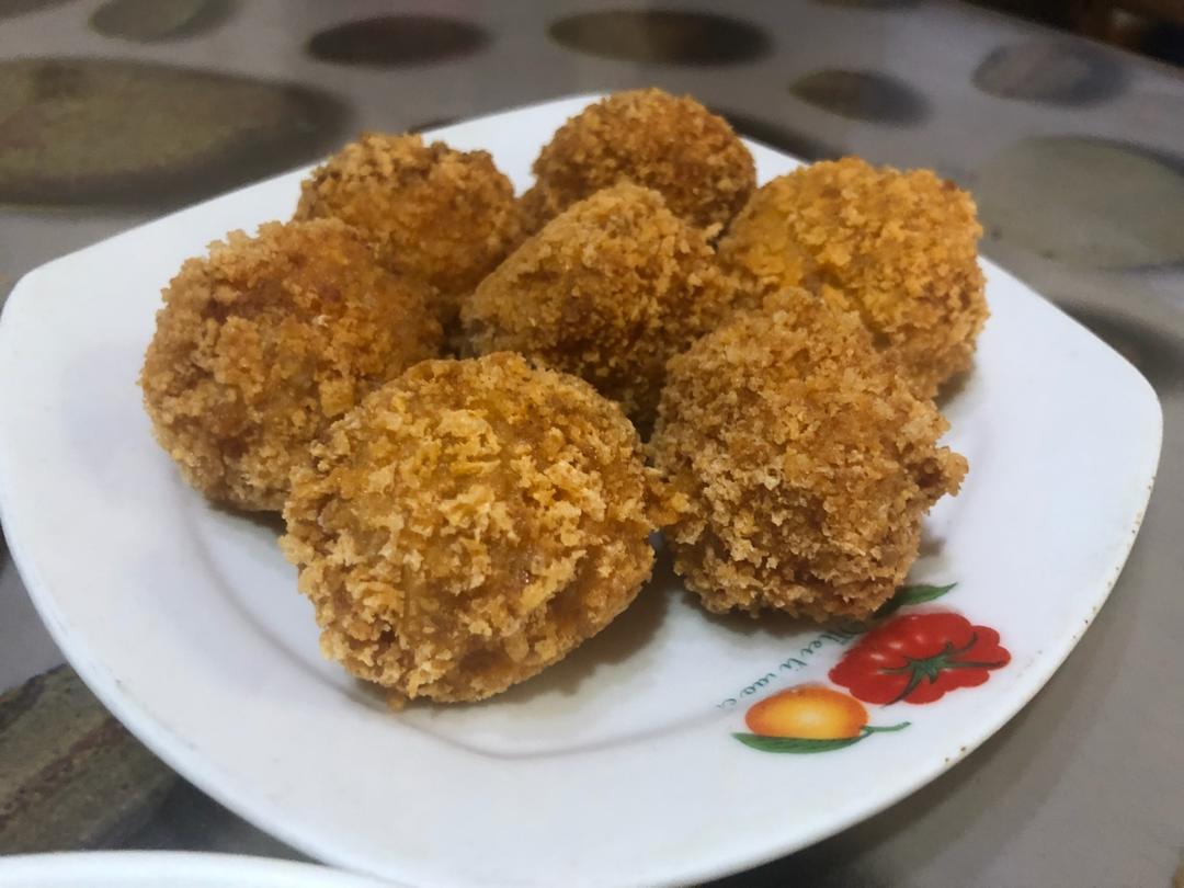 黄金土豆泥虾球